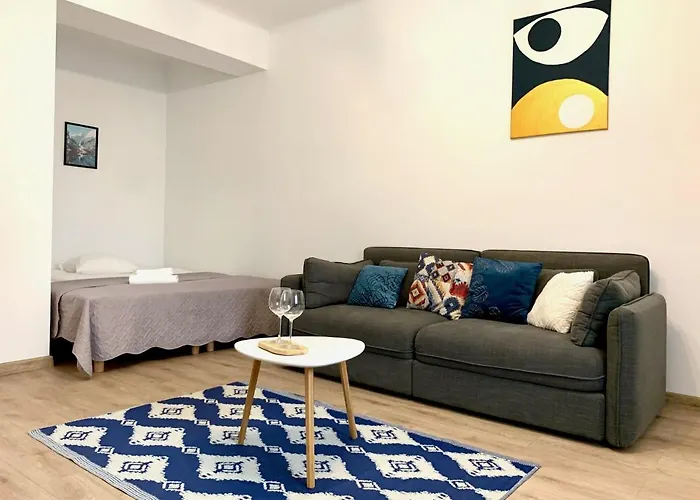 Cool Life Apartment